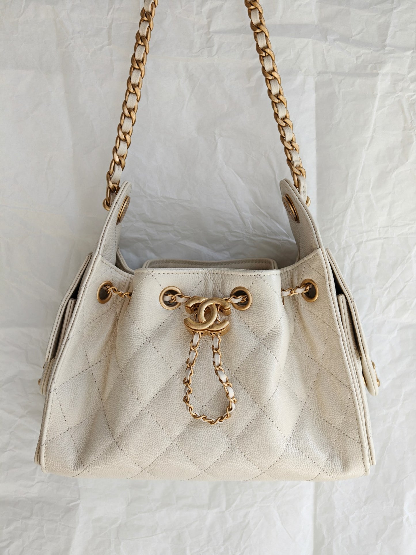 Chanel 25 Mini Cream