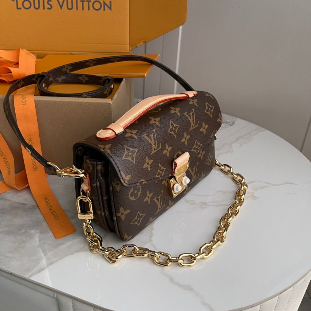 Louis Vuitton Shoulder Bag