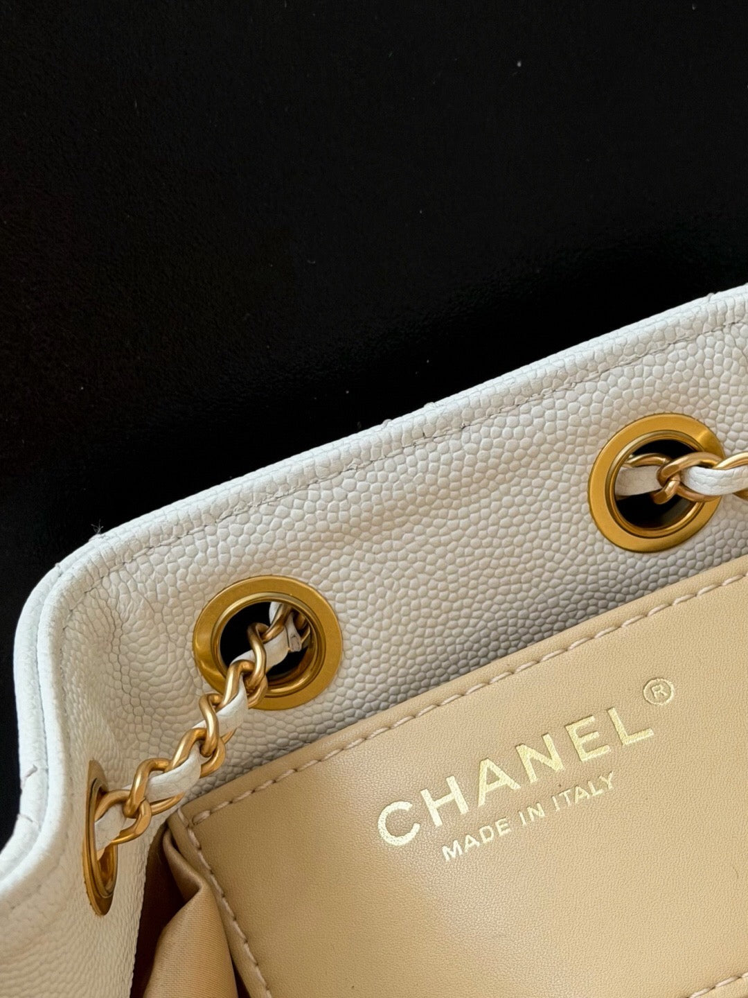 Chanel 25 Mini - White Leather