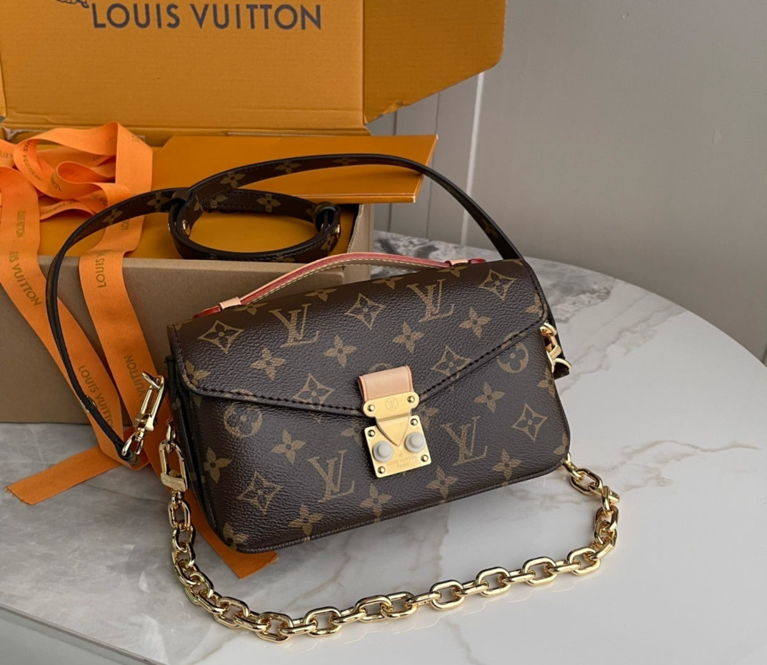 Louis Vuitton Shoulder Bag