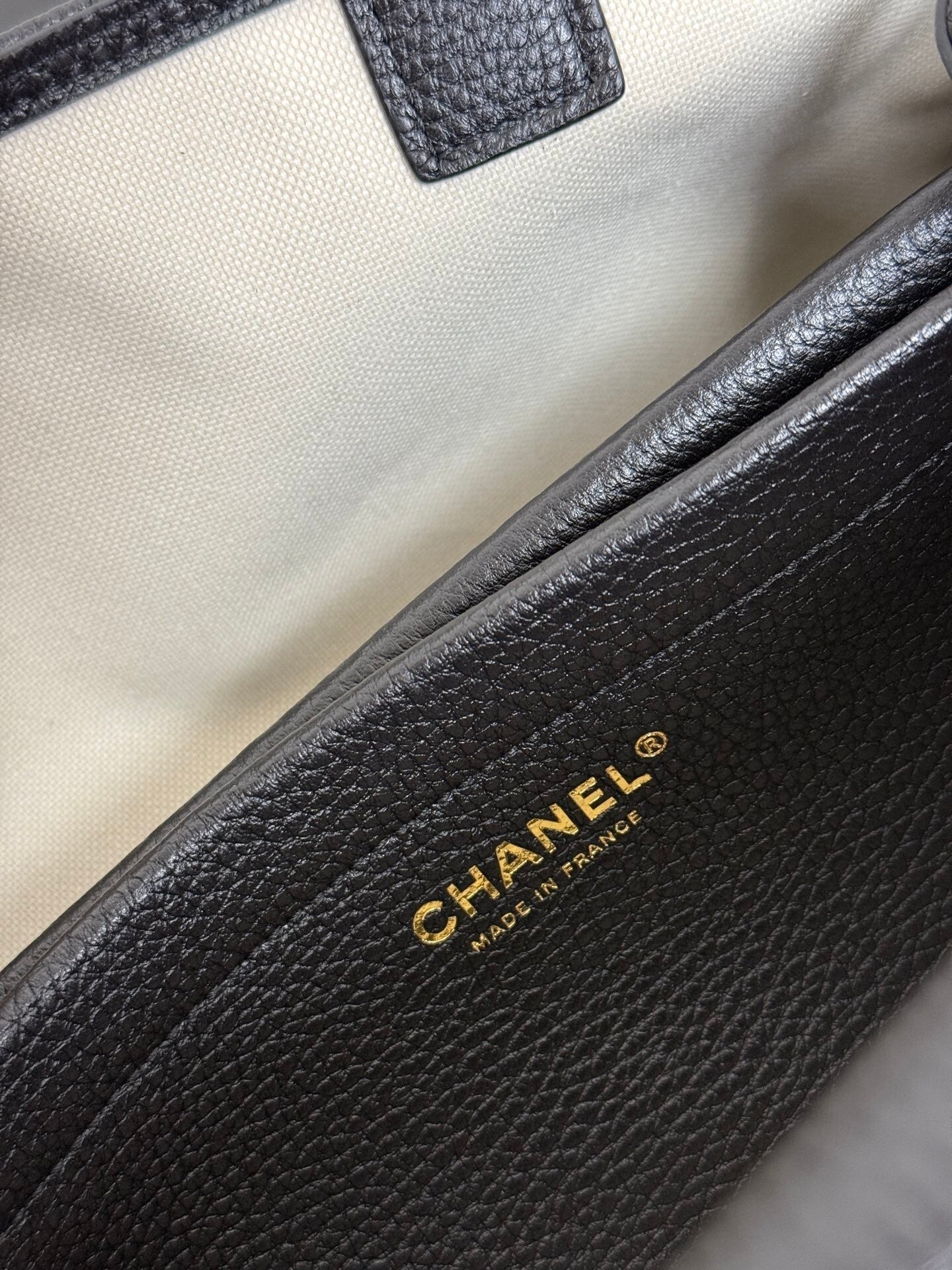 Chanel 26 Shoulder Bag - Black