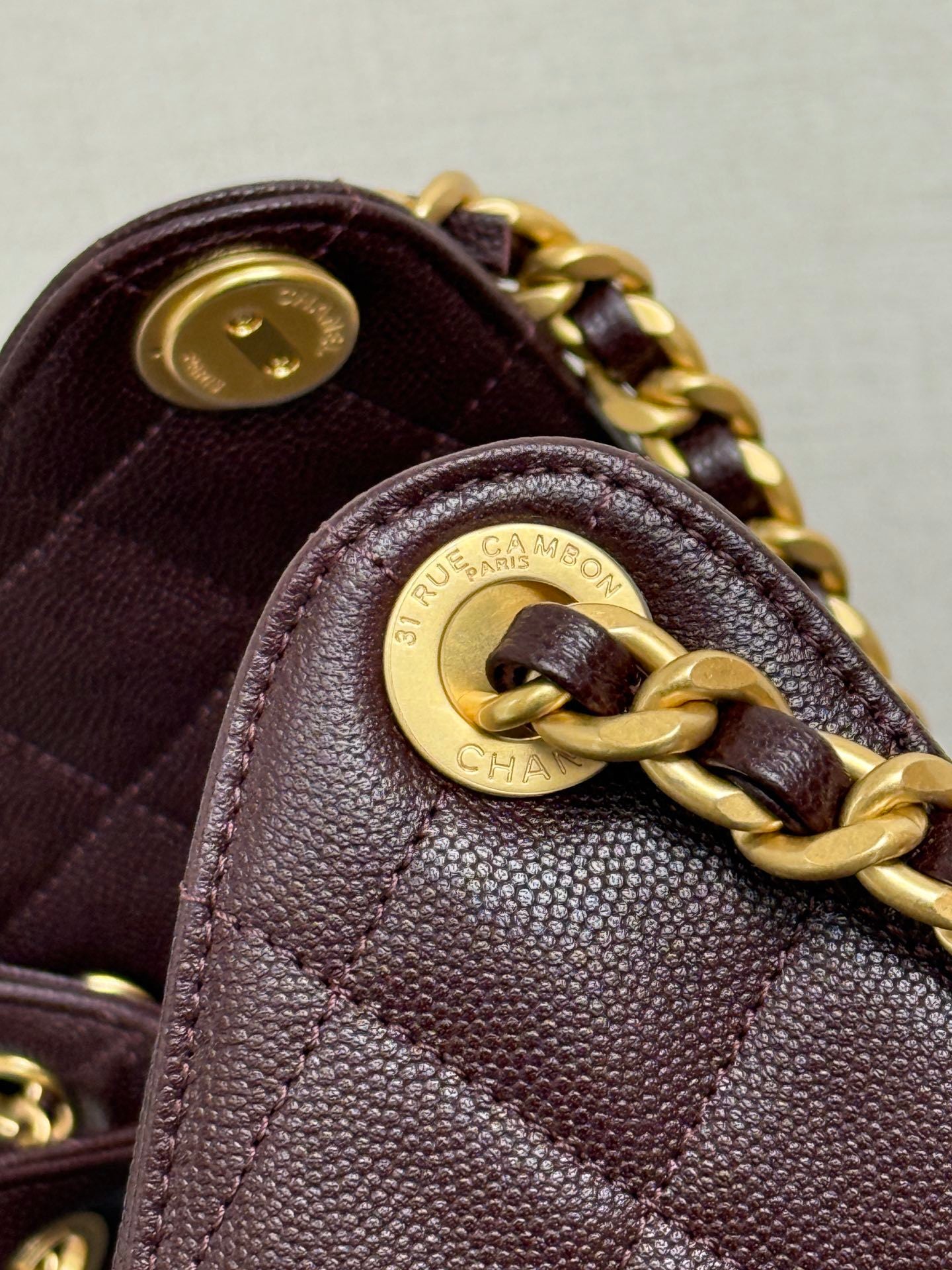 Chanel 25 Mini - Burgundy Leather