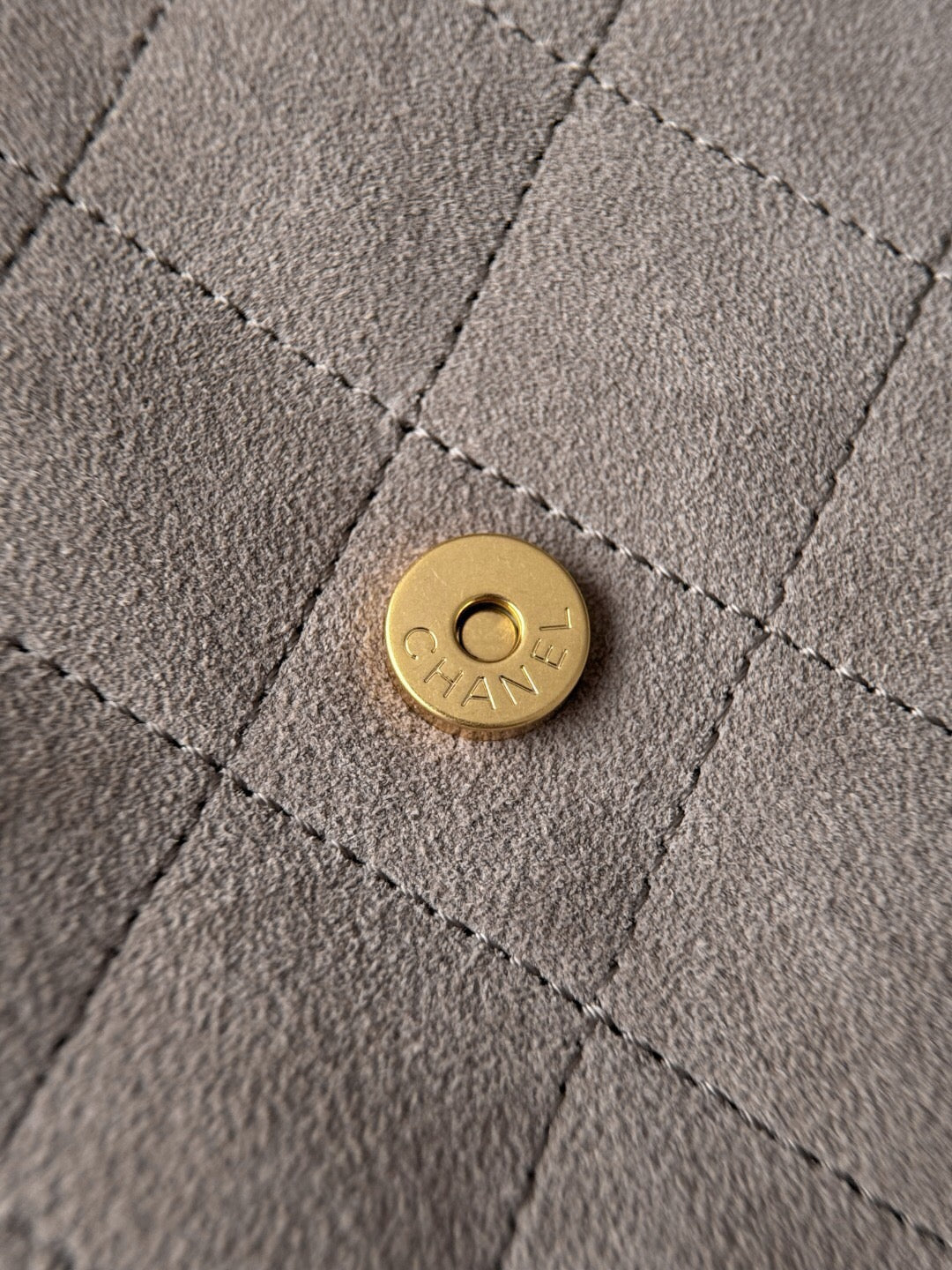 Chanel 25 Suede Camel - Mini