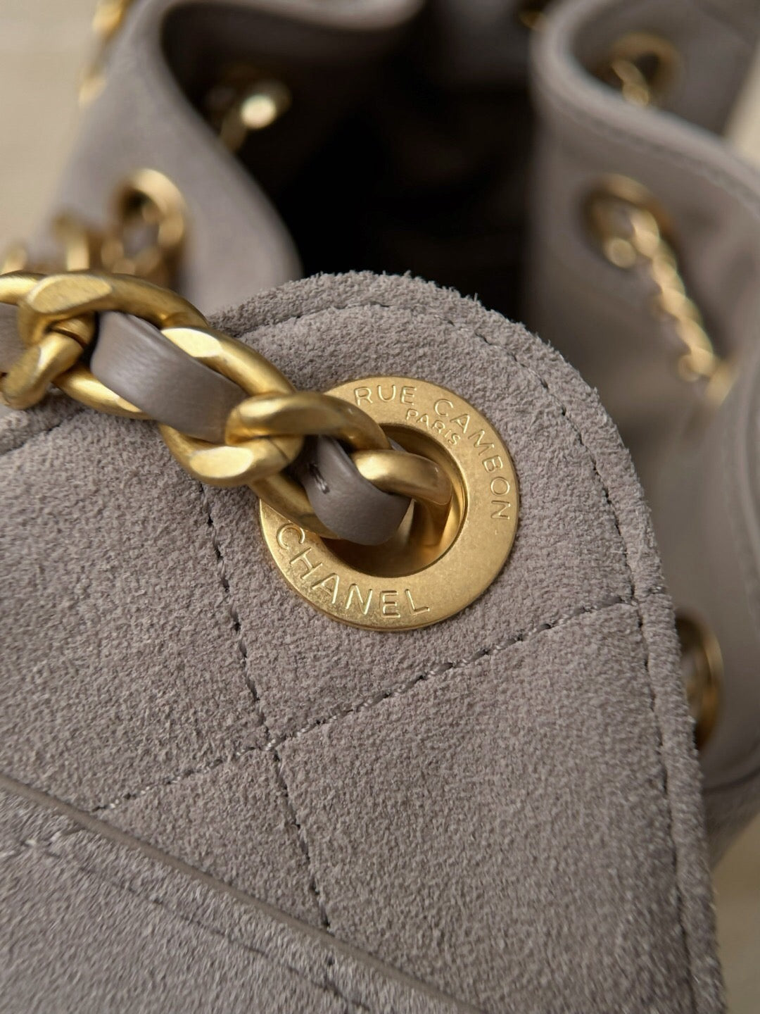 Chanel 25 Suede Camel - Mini