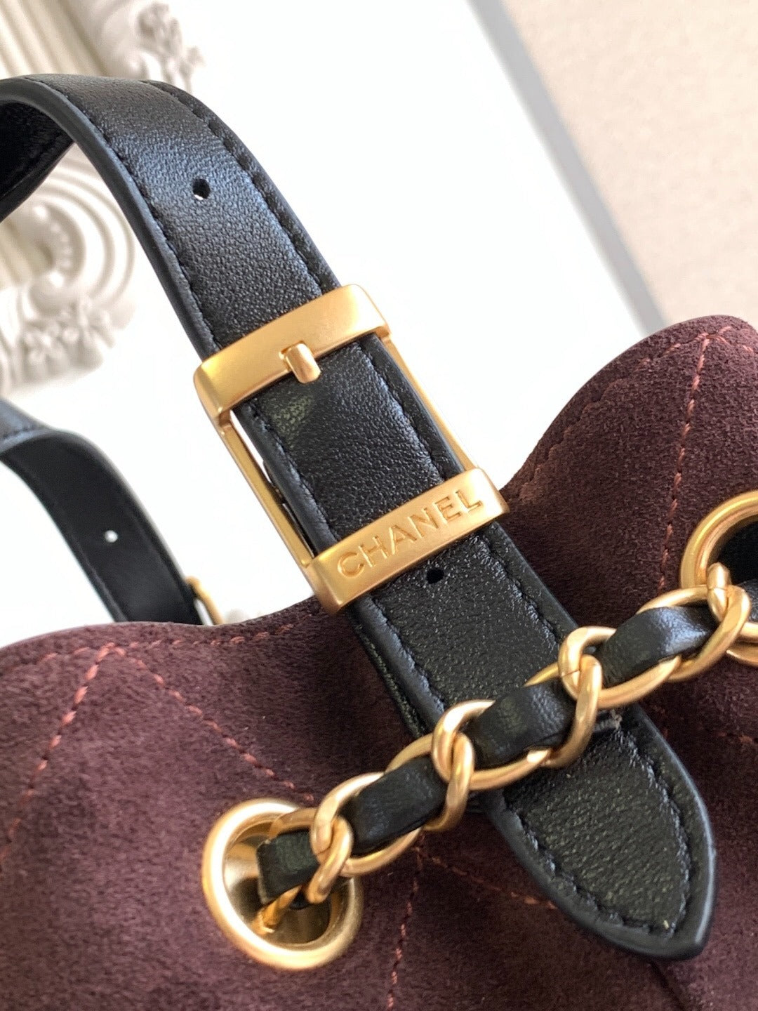 Chanel 25 Leather Tote