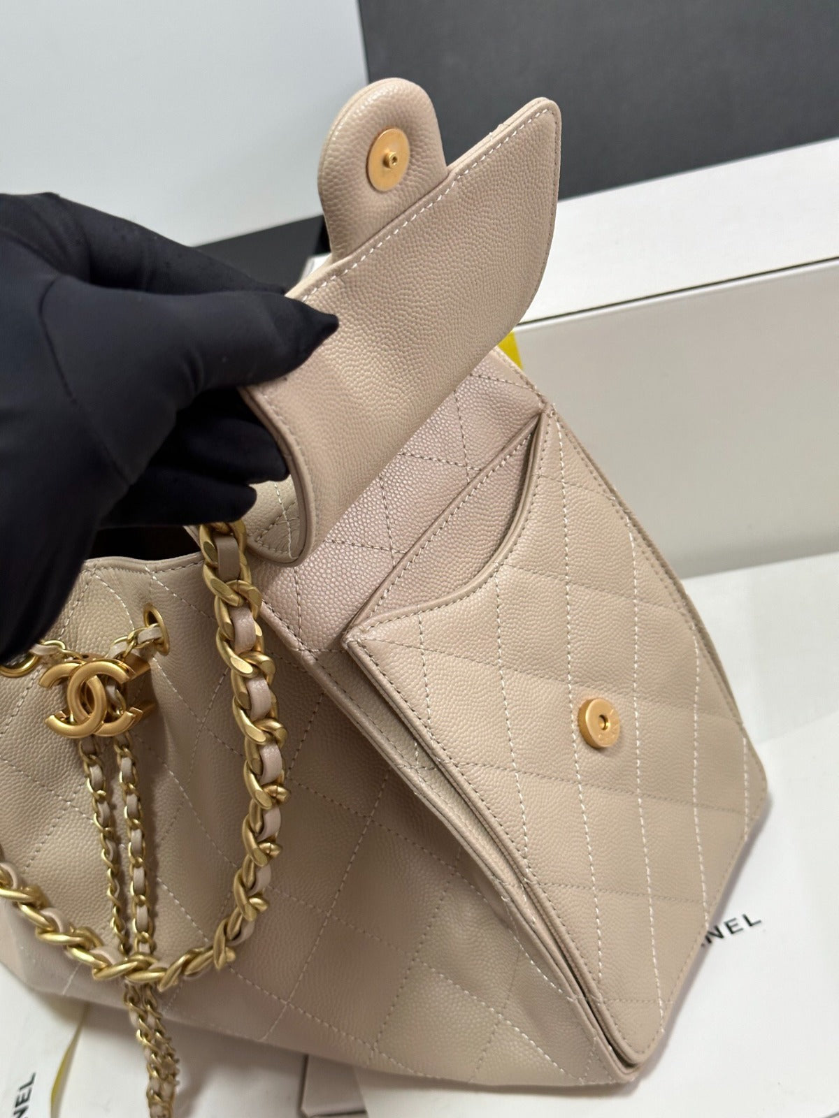 Chanel 25 Small - Camel Leather