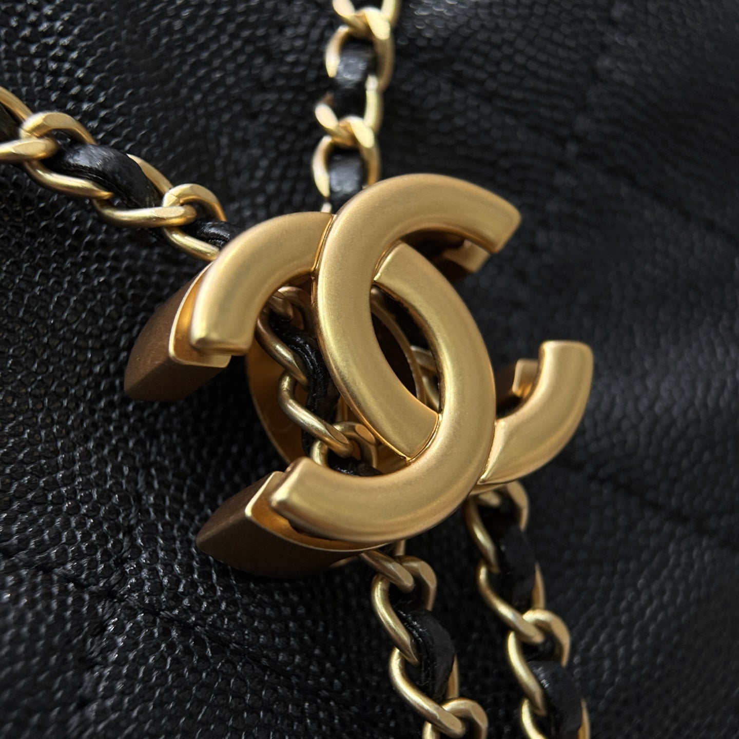 Chanel 25 Big Black