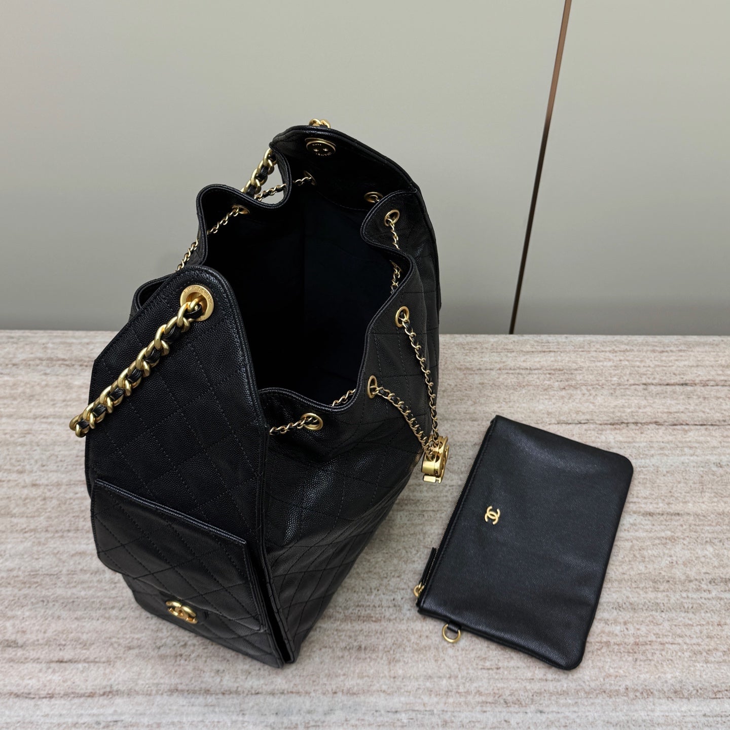 Chanel 25 Big Black