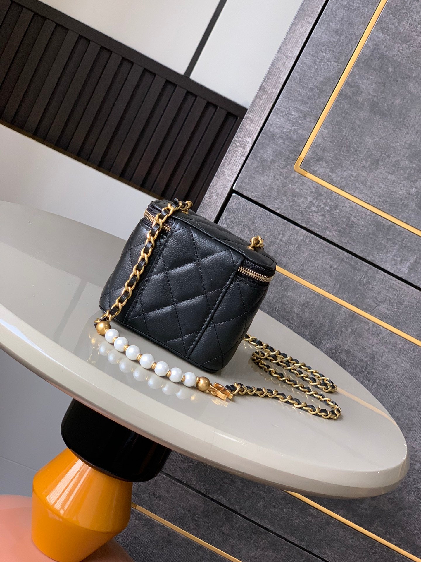 Chanel 25 Mini Vanity Black