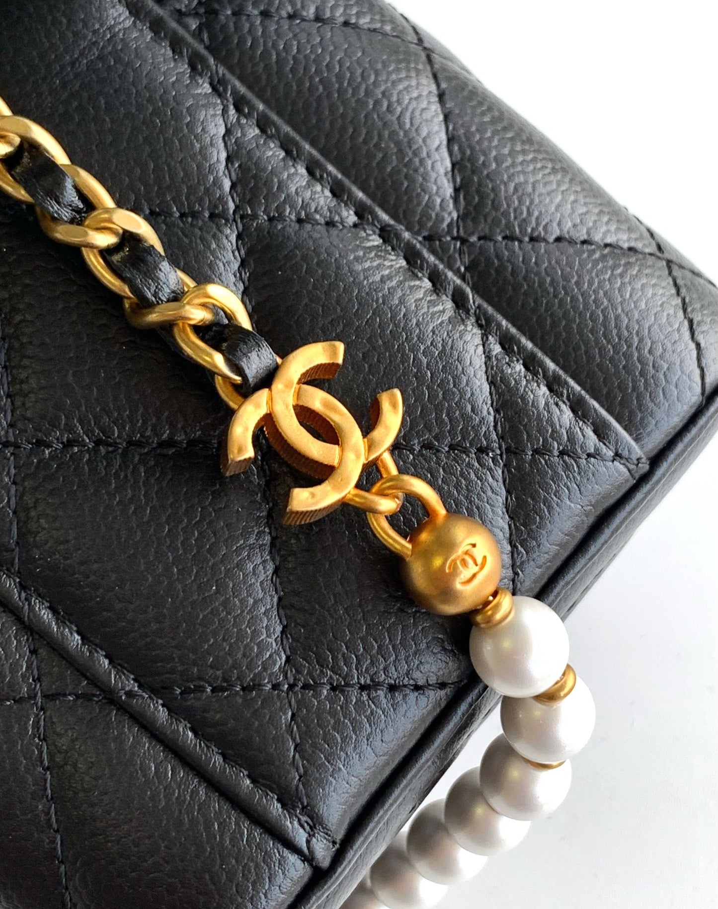 Chanel 25 Mini Vanity Black