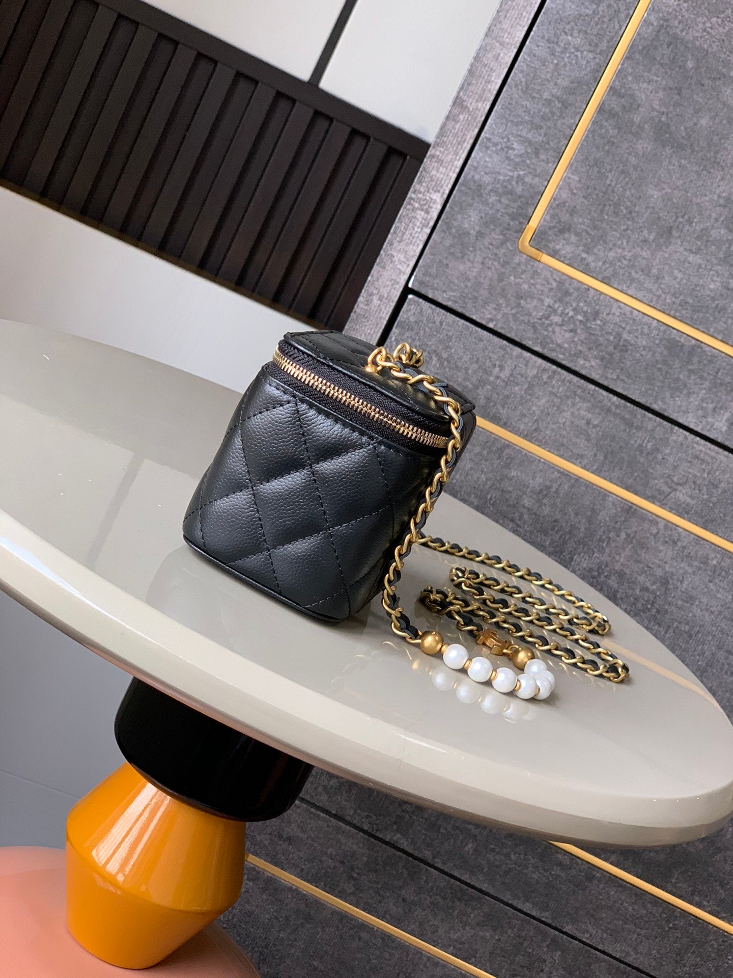 Chanel 25 Mini Vanity Black